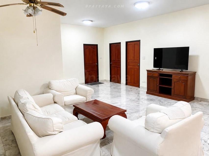 For Rent — Fully Furnished 3-Bedroom House near Khao Noi, PattayaHouse for rent in a convenient residential area near Khao Noi, close to markets 2