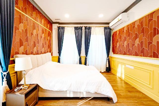 รร.นานาชาติแอสคอต 800 ม. นันทวัน พระราม 9 กรุงเทพกรีฑาตัดใหม่ ให้เช่าบ้านมุมหรูหรา 2 ชั้น 106 ตร.วา. 302 ตร.ม.4 นอน 5 น้ 5
