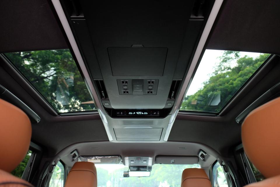 Toyota Vellfire 2.5 Z Hybrid Premier 2025 สีดำ ราคาพิเศษ รูปที่ 14