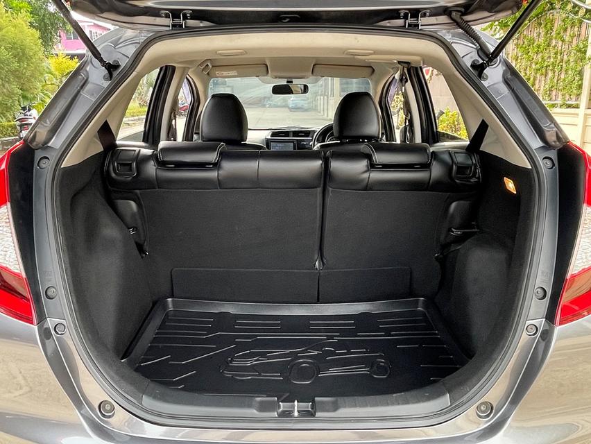 HONDA JAZZ 1.5 V+ (MNC) ปี 2018 AUTO สีMODERN STEEL METALLIC รูปที่ 14