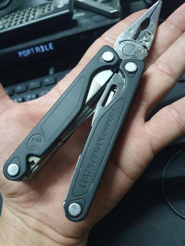 ขาย Leatherman Charge+