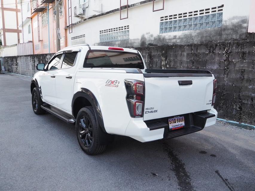 ISUZU D-MAX  V-CROSS CAB-4 3.0 Ddi ZP 4WD M/T ปี 2022 7
