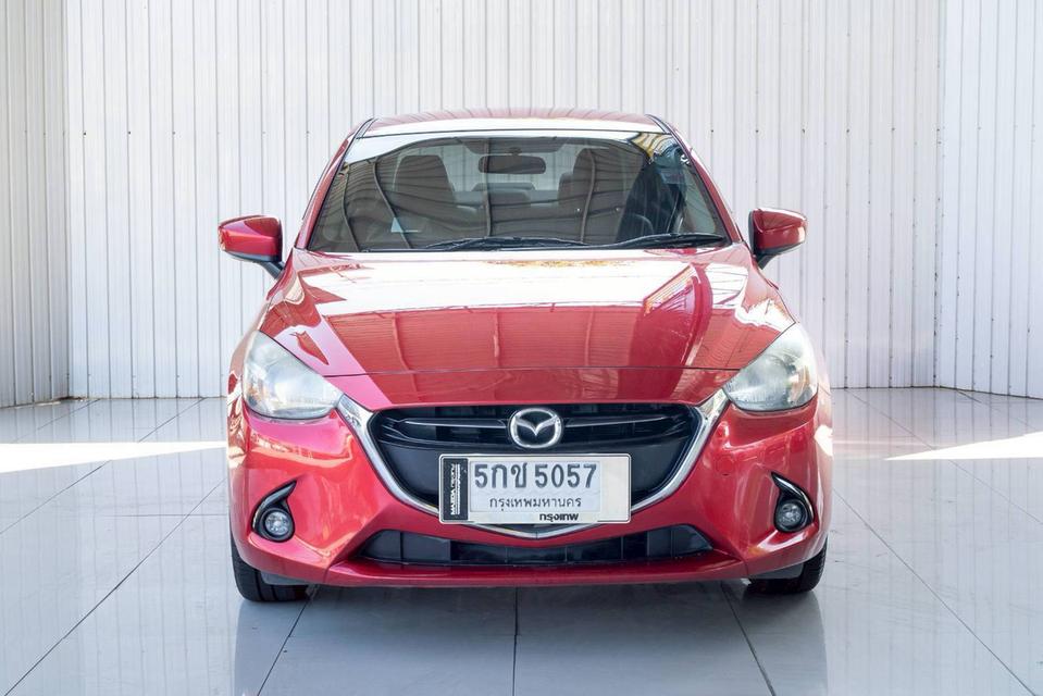 MAZDA MAZDA2 1.3 High Connect ปี 2016 สีแดง เกียร์A/T โฉม ปี14-ปัจจุบัน 4Dr รูปที่ 2