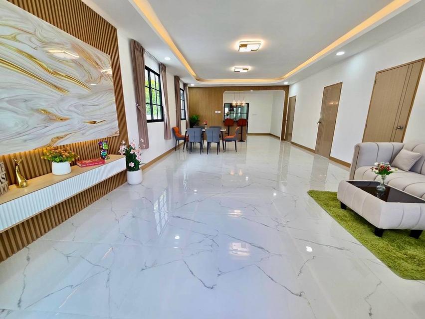 บ้านเดี่ยวชั้นเดียว 100 ตร.วาใกล้รถไฟฟ้าสีเขียว 8