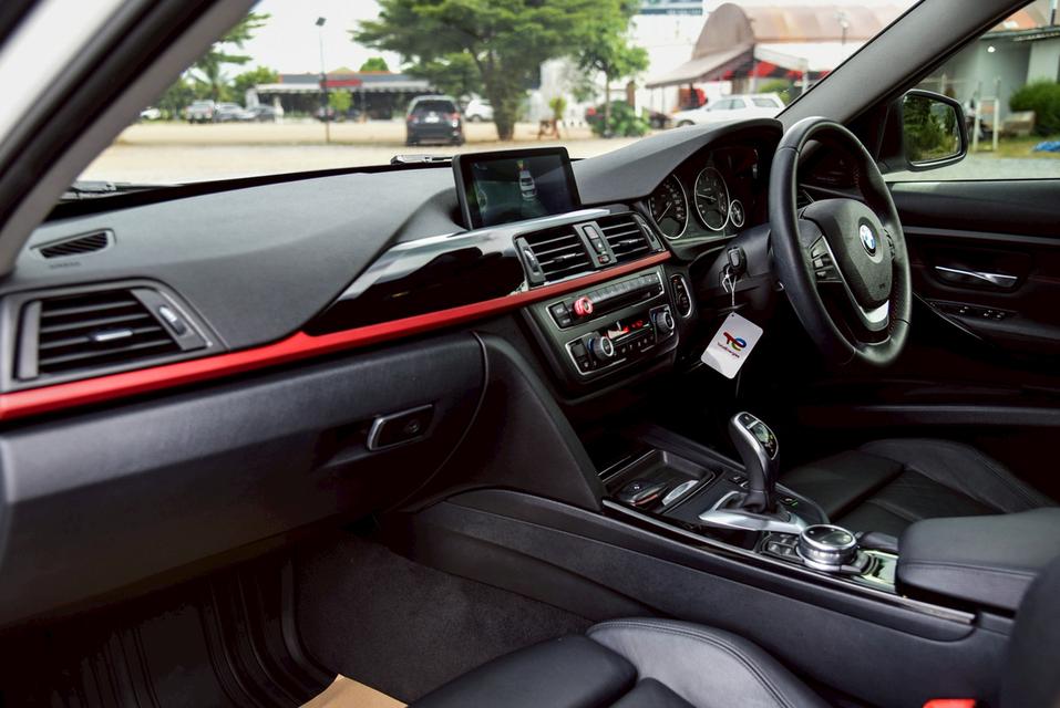 รหัสรถ CBL1989 BMW 320d 2.0 Sport F30 AT 2015 9