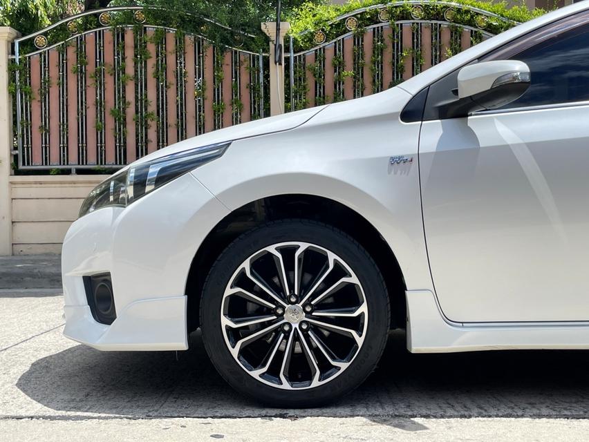 TOYOTA COROLLA ALTIS 1.8 S Esport ปี 2014 Auto สภาพนางฟ้า รูปที่ 6