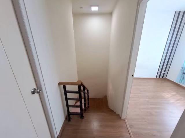 ทาวน์เฮ้าส์ 2 ชั้น หลังริม 9