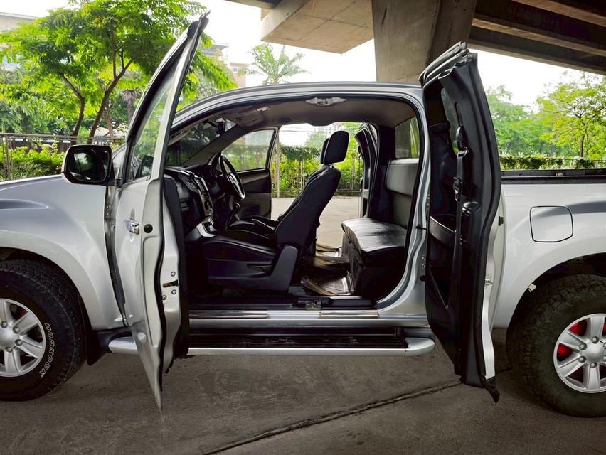 D-MAX 2.5 HI-LANDER CAB MT 18