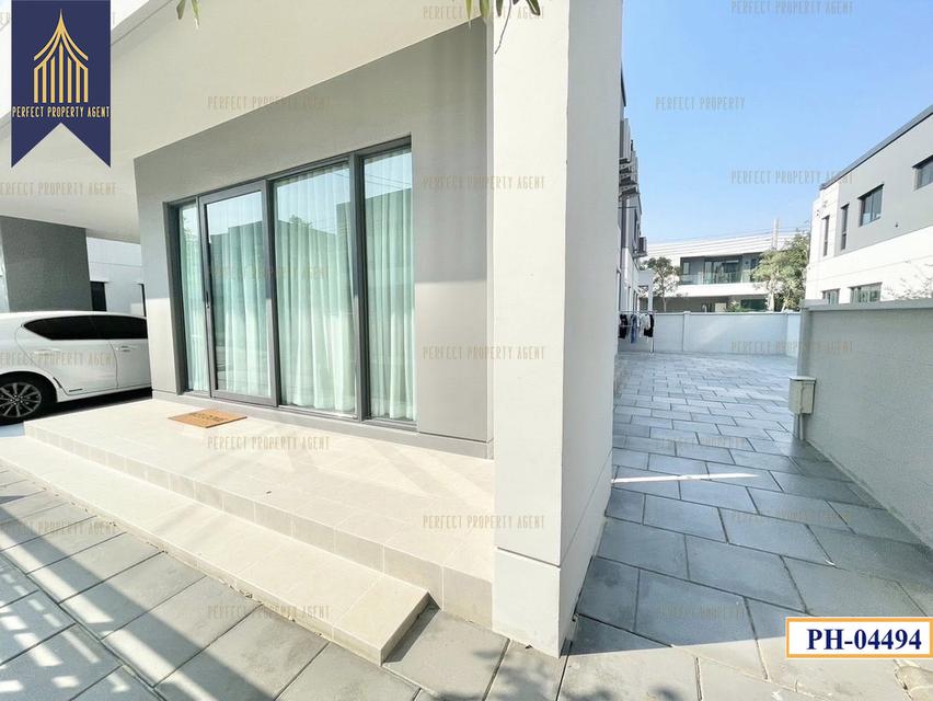 ให้เช่า บ้านพร้อมเข้าอยู่ Centro Bangna ทิศใต้ พร้อมเฟอร์นิเจอร์และเครื่องใช้ไฟฟ้า หิ้วกระเป๋าเข้าอยู่ได้เลย 4