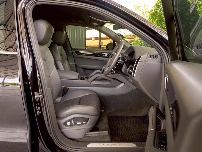 Porsche Cayenne E-Hybrid 3.0 SUV 4WD ปี 2020  8