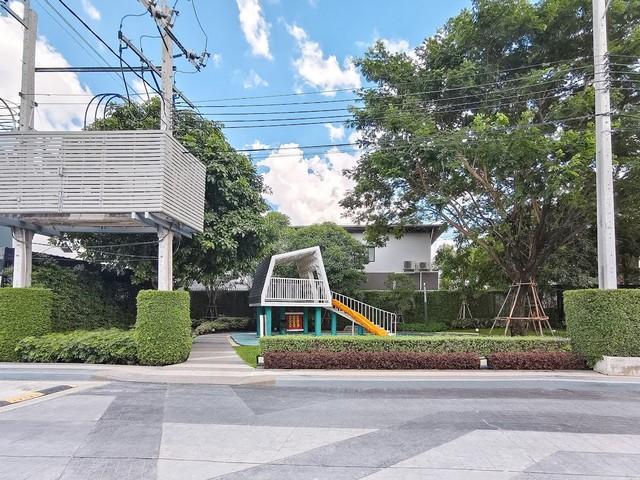 ขายทาวน์โฮม 2 ชั้น วี คอมพาวด์ บางนา-ศรีนครินทร์ V Compound build-in ครัวต่อเติมเต็มพื้นที่ พร้อมอยู่ ใกล้สารสาสน์วิเทศส 2