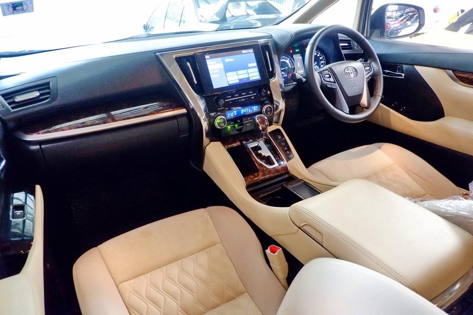 Toyota vellfire 2.5 hybrid X ปี 2021 ไมล์ 86,000 km 12