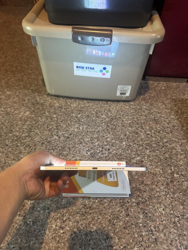 ขายๆๆๆถูกๆๆiPadPro11นิ้ว M2 สีหายากSilver 128กิ๊ก Wifi Only ใช้งานดีทุกๆฟังชั่นทุกๆฟังชั่นเครื่องรีสโตได้ตลอดไม่มีติดไอคราวคับ ( จอไม่เหลืองหายากมากๆ รูปย่อยที่ 4