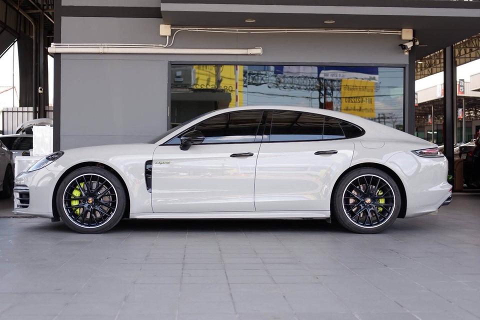 Porsche Panamera 4 E-Hybrid Platinum Edition 2023💰 ราคาพิเศษเพียง 5,490,000 บาท เท่านั้น! รูปที่ 7