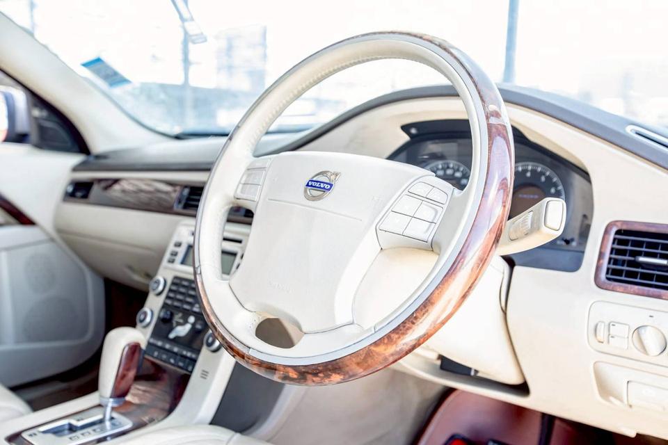 Volvo S80 2.5 FT Auto ปี 2010 สีน้ำตาล 15
