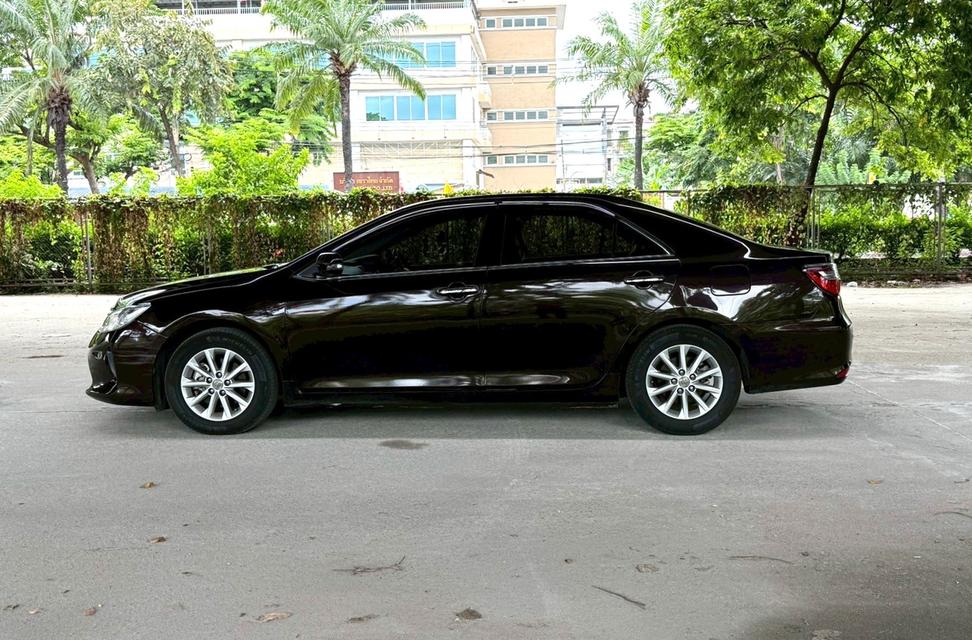 ขายรถ Toyota Camry 2.0G ปี 2018 สีน้ำตาล เกียร์ออโต้ 7