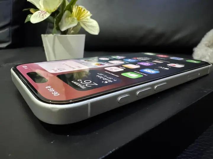 iPhone 16 สวยพร้อมใช้งาน  4