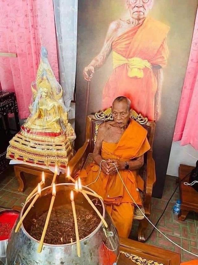 ❌หมด❌#ซีนเดิม พระกริ่งแช่น้ำมนต์หลังลายเซ็น หลวงพ่อพัฒน์ วัดห้วยด้วน นครสวรรค์ รูปที่ 6