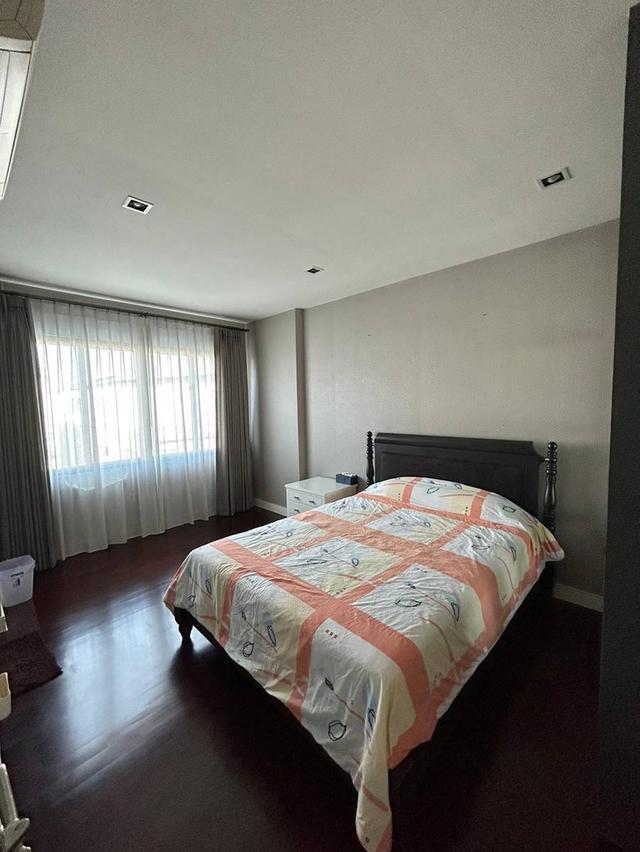 บ้านเดี่ยวสามชั้น โครงการฯนาราสิริ ทรอเพียรี่ นวมินทร์  56 ตรว..เฟอร์นิเจอร์ครบ  11