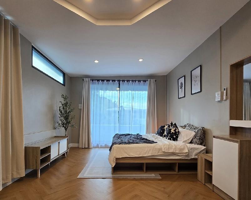 ให้เช่าบ้านเดี่ยว 2 ชั้น ซอยศรีบูรพา ใกล้แยกนิด้า บ้านสวยมาก / พื้นที่ดิน 50 ตารางวา / Renovate ใหม่ทั้งหลัง 3