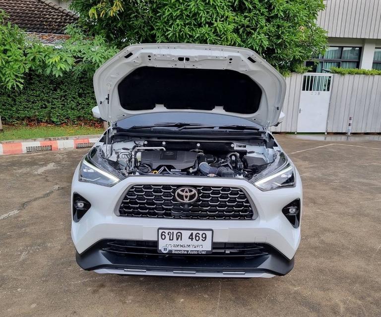 Toyota Yaris Cross 1.5 Hybrid Premium Luxury 2025  10