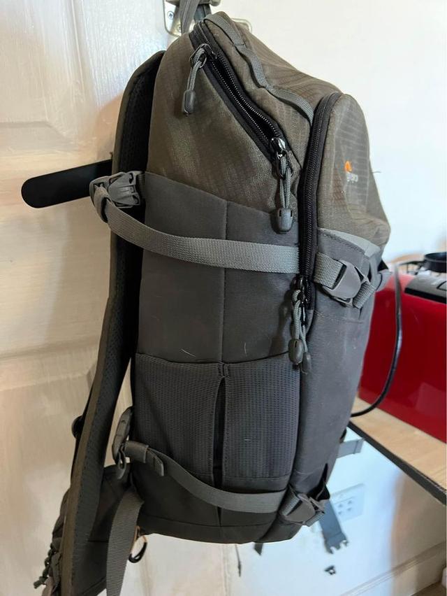 ปล่อยกระเป๋า Lowepro trek350  3