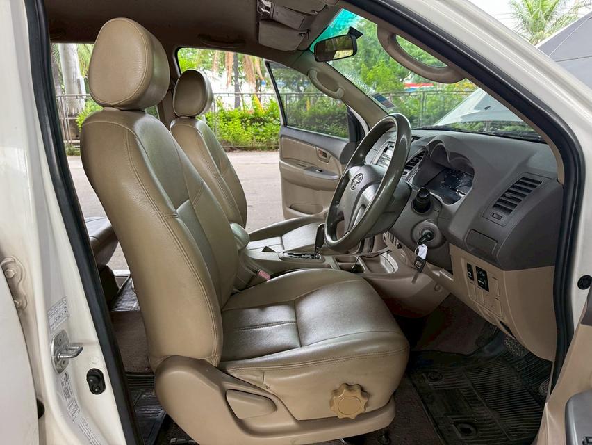 ขายรถ Toyota Vigo Champ 2.5E Double Cab ปี 2013 สีขาว เกียร์ออโต้ 11