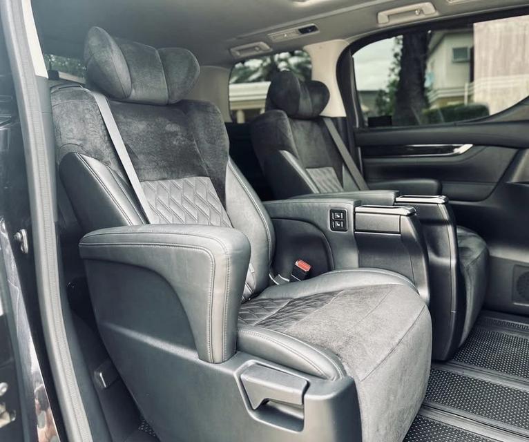 Toyota Vellfire 2.5 ZG