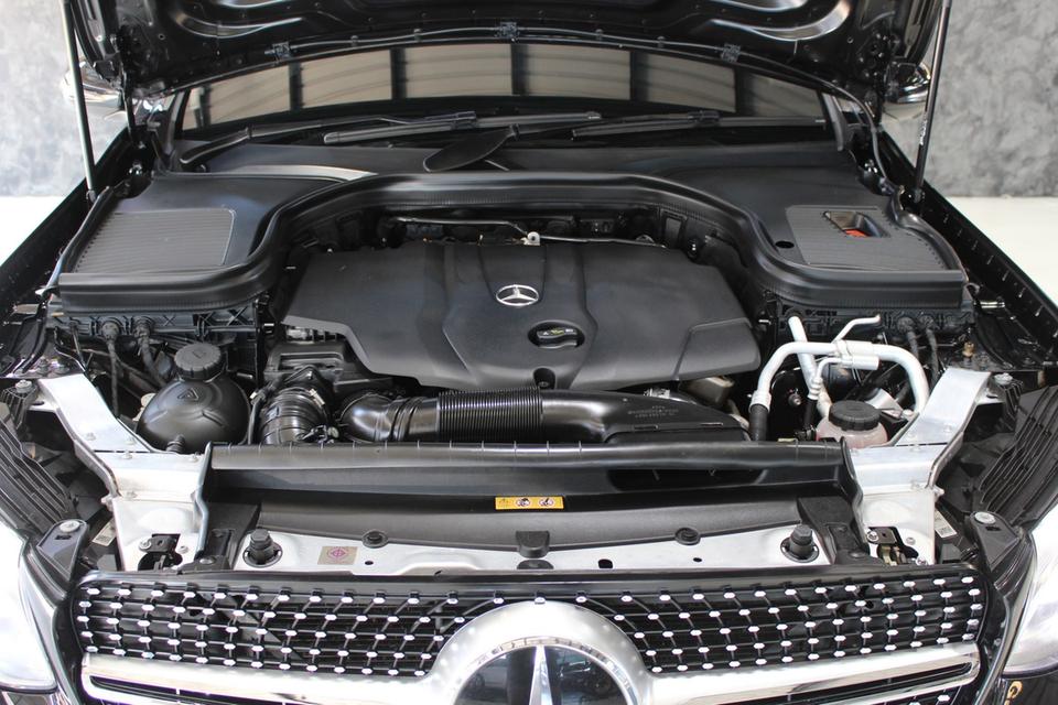 รหัสรถ JRS413 Benz GLC250 Coupe 4Matic Amg ปี 2018 วิ่งเพียง  120,000 km รถตัวถังเดิมสวย รูปที่ 13