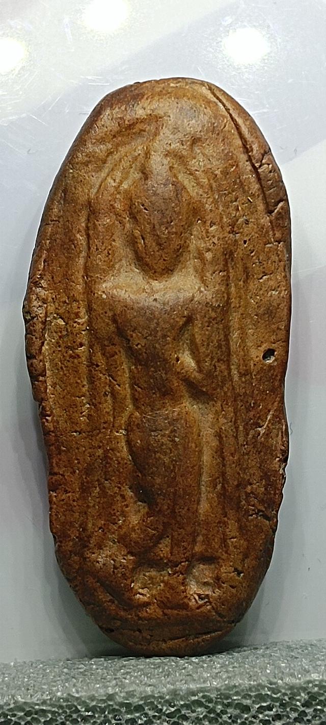 พระลีลาเม็ดขนุน กำแพงเพชร