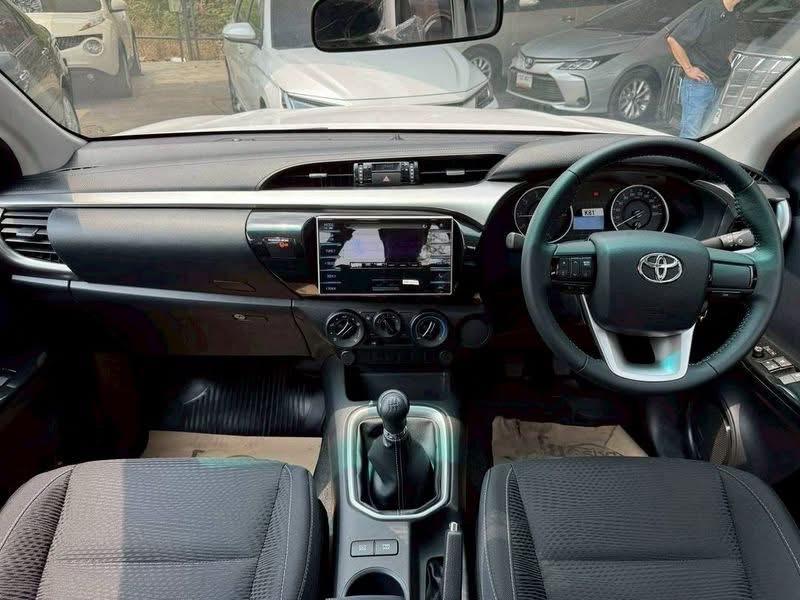 TOYOTA HILUX REVO 2.4 E SMART CAB 5MT ปี 2018 รูปที่ 9