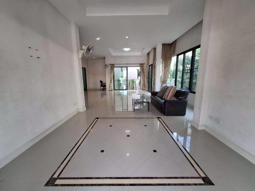 ขายบ้านเดี่ยว 2 ชั้น หมู่บ้านลัดดาวิลล์ โครงการ4 บางบัวทอง นนทบุรี 4