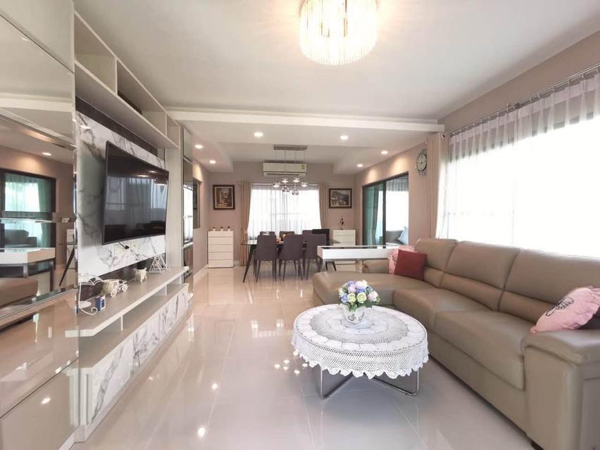 ขายหรือให้เช่า บ้านเดี่ยว2ชั้น มัณฑนา บางนา กม.7 ใกล้ทางด่วนและห้างดัง 5
