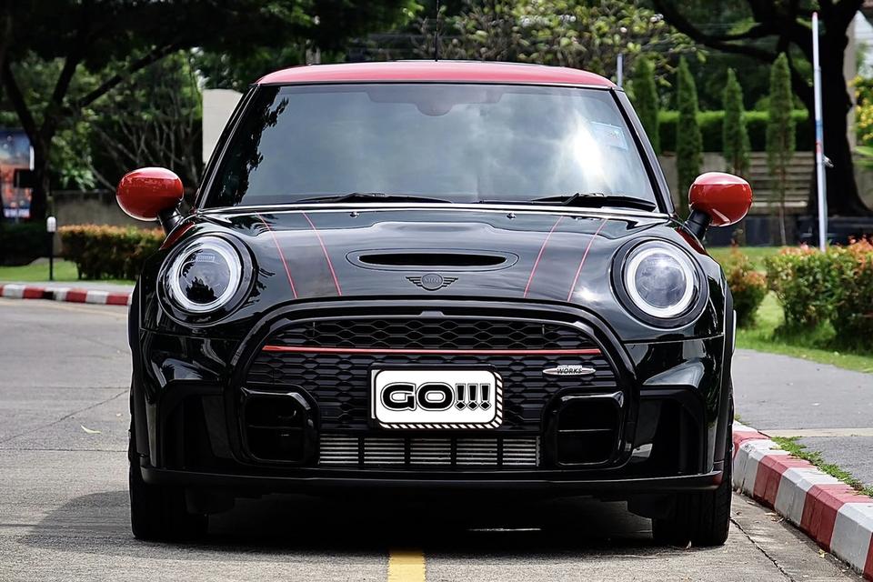 Mini F56 LCI #2 John Cooper Work 2