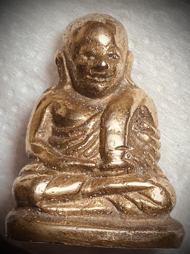 รูปหล่อโบราณ หลวงพ่อเงิน