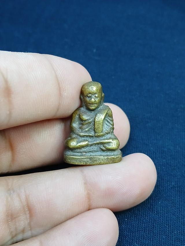 หลวงพ่อเงิน วัดบางคลาน