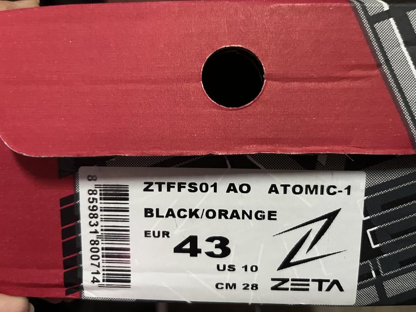รองเท้าฟุตซอล Zeta  2
