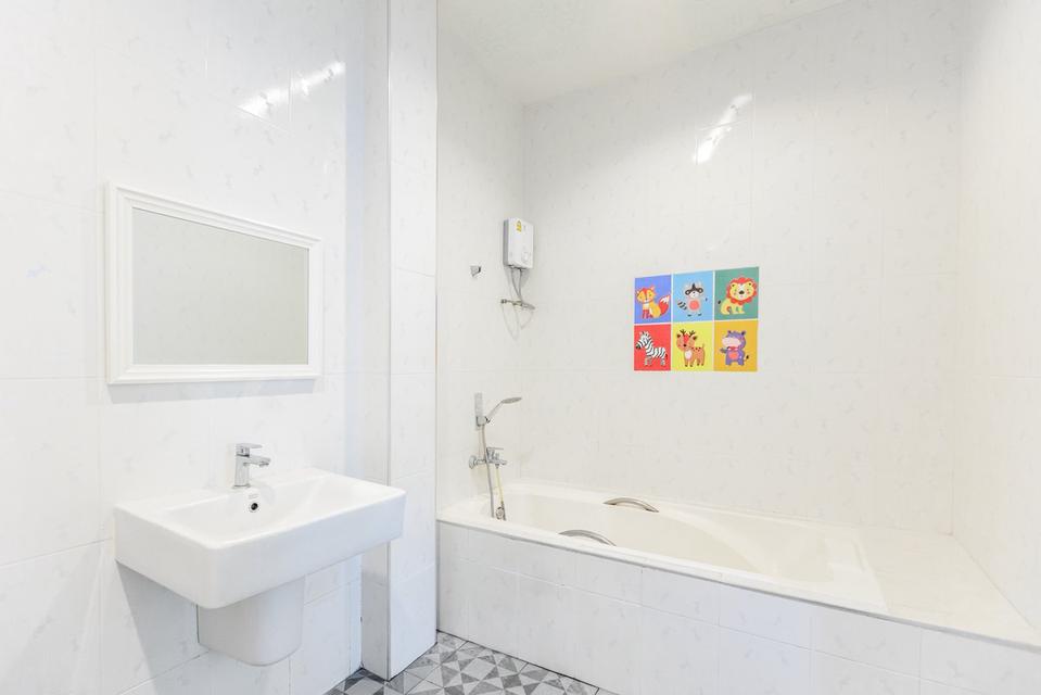 Pool villa 2 ชั้น 🏊‍♀️💗มี 5 ห้องนอน 3 ห้องน้ำ  ราคา 7.8 ล้านบาท  !!โอนคนละครึ่ง 5