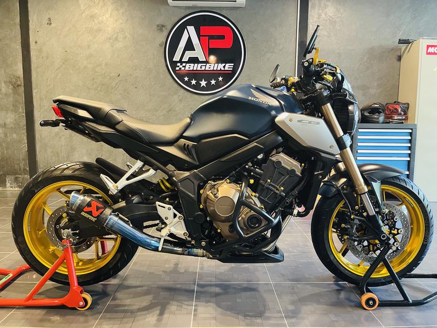 ขายด่วนรถบ้าน Cb650r/2019
