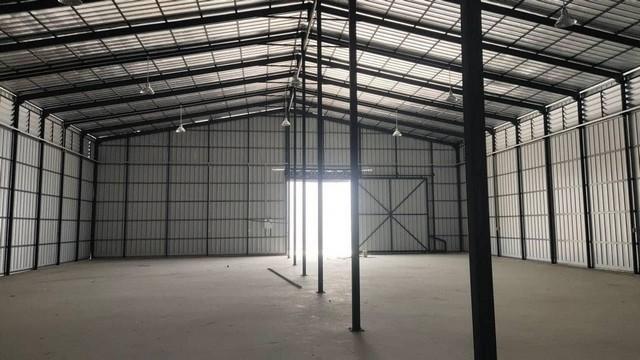 ให้เช่าโกดังบางละมุง รถเทลเลอร์ เข้าออกได้ โกดังใกล้ มอเตอร์เวย์ , ใกล้ท่าเรือแหลมฉบัง ซ.14 จ. ชลบุรี ไฟฟ้า 3 เฟส ติดถนน 5