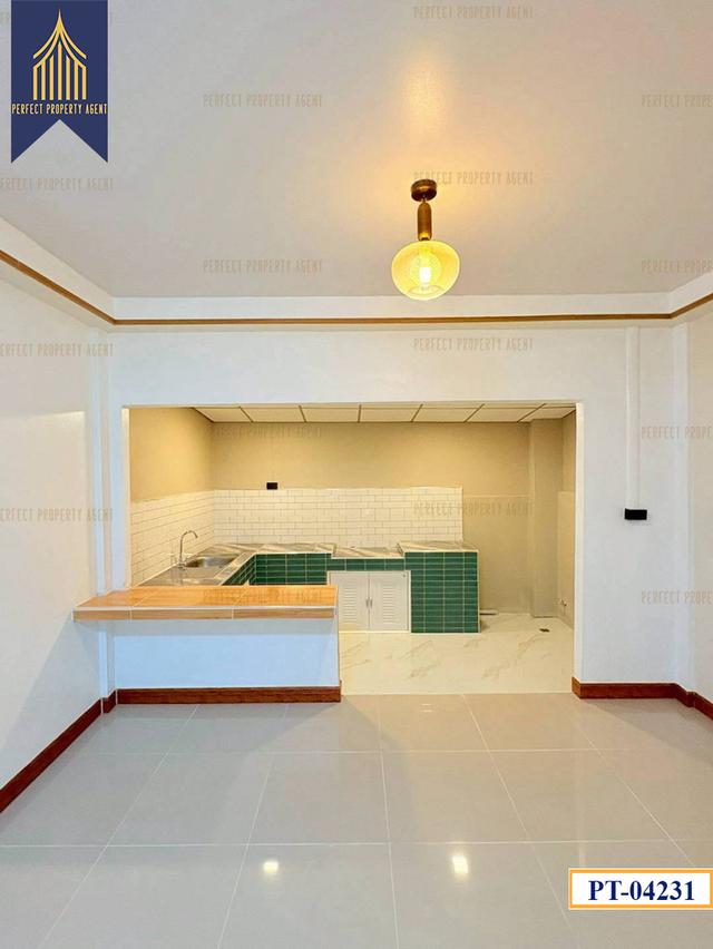 ทาวน์เฮาส์หมู่บ้านบุศรินทร์ บางบัวทองตกแต่งใหม่ราคาย่อมเยาว์ 6