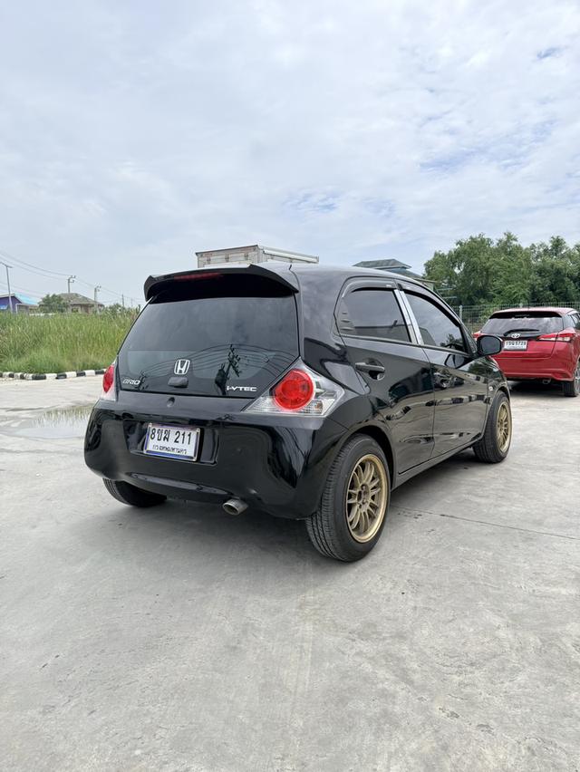 HONDA BRIO 1.2 V AIRBAG ABS AUTO ปี 2012เครื่องดี เกียร์ดี ช่วงล่างดี สีเต็มสวย ภายในสวยเบาะผ้า เบาะหลังพับได้ แอร์เย็ รูปที่ 13