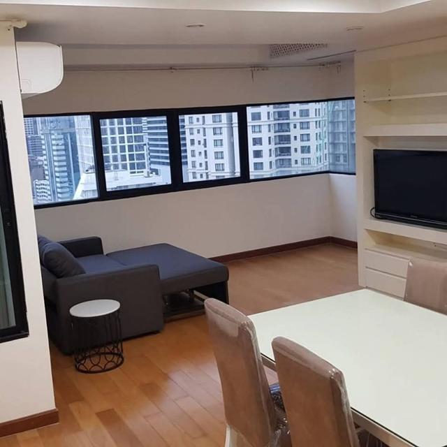 ให้เช่า คอนโด สาธร การ์เด้นส์ คอนโด  ชั้น 19 ตึก B ขนาด 64 ตรม. 30,000 บาท-เดือน 5