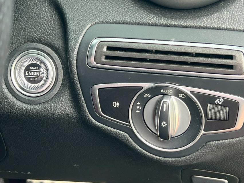 BENZ C200 Coupe Amg Dynamic ปี 2019 FaceLift 19