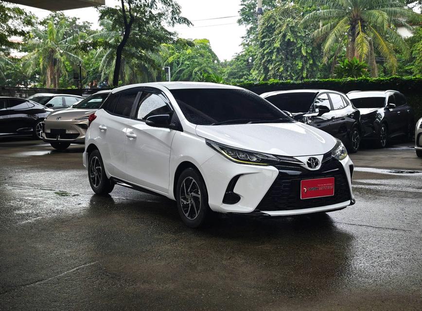 Toyota Yaris 1.2 Sport Hatchback ปี 2022