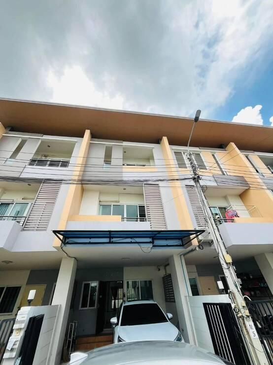 ประกาศขายหรือให้เช่าบ้านทาวน์โฮม 3 ชั้น หมู่บ้านโมทาวน์ บริโอ แจ้งวัฒนะ-ประชาชื่น เจ้าของขายเอง - งดรับนายหน้า ติดต่อ 0641515553 1