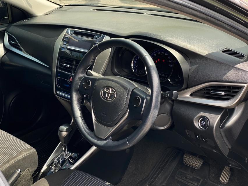 Toyota Yaris Ativ 1.2G CVT ปี2018 11