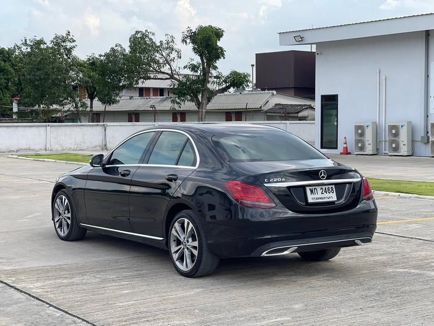 Mercedes-Benz C220d Avantgarde W205 2018 จด 2019 4