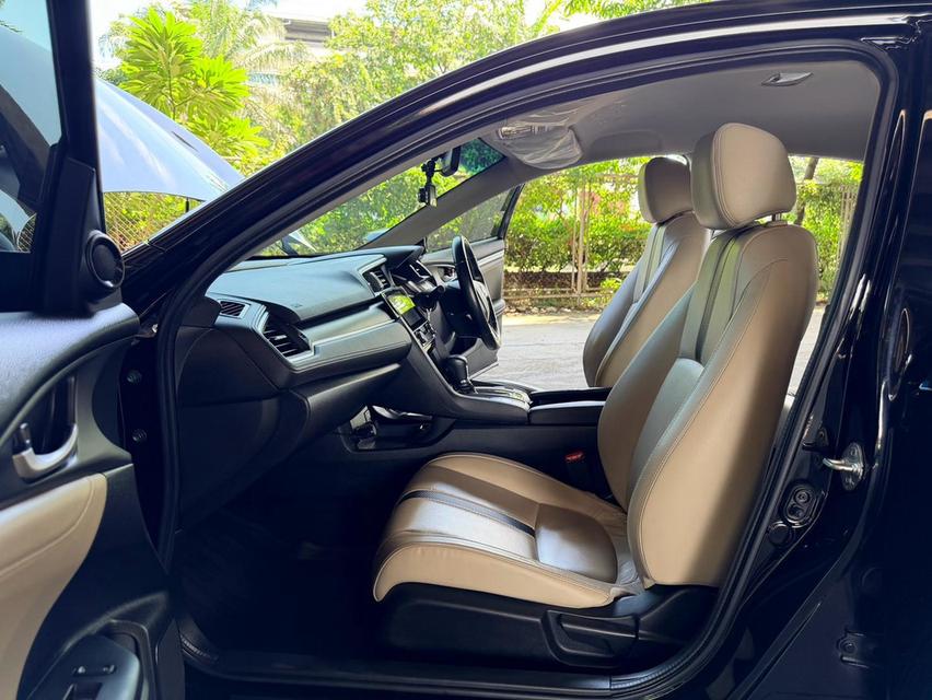 2018 Honda CIVIC 1.8 EL AT รูปที่ 17
