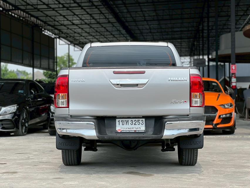 ปี 2021 TOYOTA HILUX REVO, 2.4 ENTRY Z EDITIONโฉม DOUBLE CAB สีเทา เกียร์ออโต้ เครื่องดีเซล